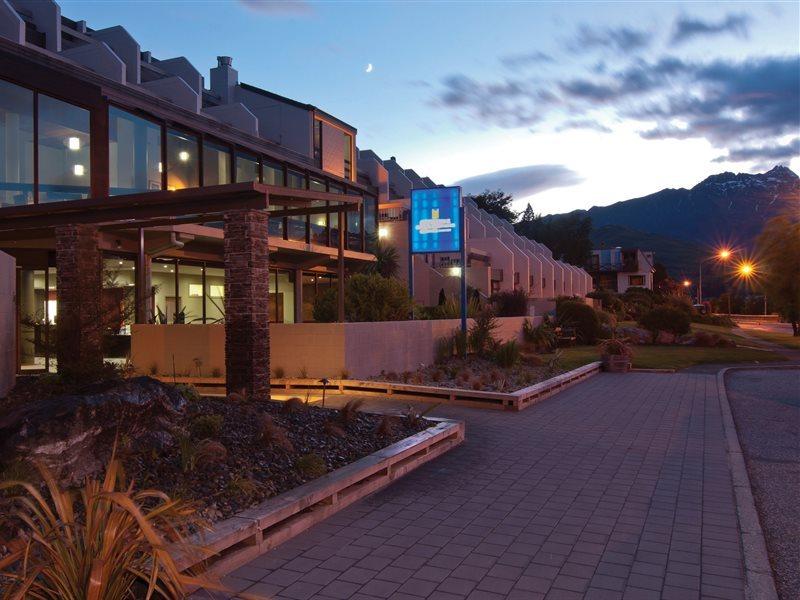 Copthorne Hotel & Apartments Queenstown Lakeview Exteriör bild