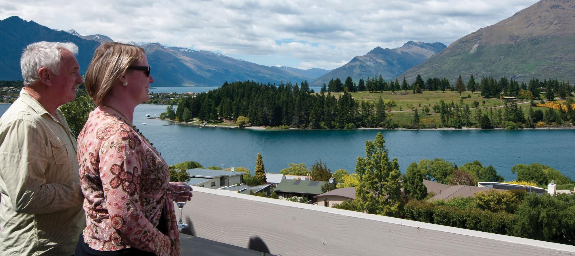 Copthorne Hotel & Apartments Queenstown Lakeview Exteriör bild