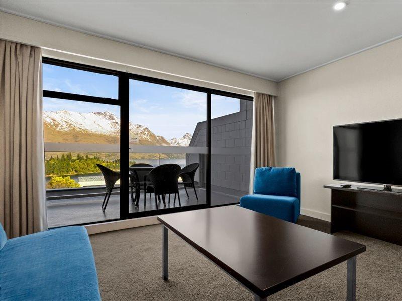 Copthorne Hotel & Apartments Queenstown Lakeview Exteriör bild